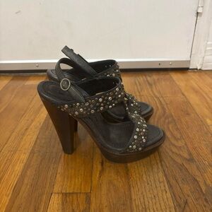 Frye Black sling back sandals size 7